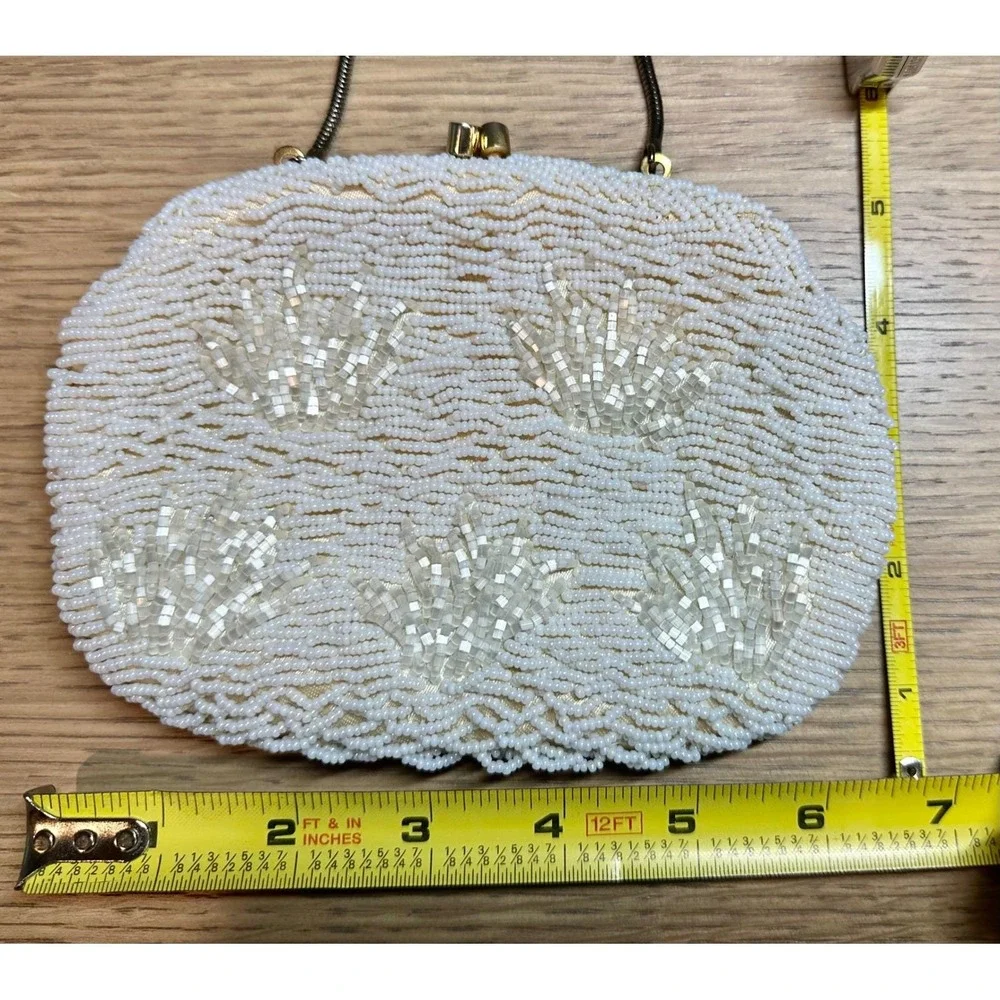 Vintage Handmade Hong Kong White Beaded Evening Purse Kiss Lock Clutch